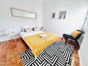 The Crespo House - NO 4D - Rooms & Stays