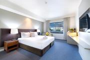 Darwin Harbourside Escape in Two Adjacent Rooms