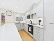 NEW No 1 Park Street by Signature Stays - 5 Bedroom House Central Cheltenham