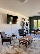 Kalk Bay Secure Seaside Apartment with Pool