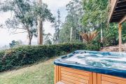Villa with Spa and Breathtaking Views of Dandenong Ranges