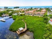 Sun Kissed Villa by SkyRun Anna Maria