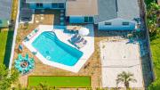 Backyard Oasis w Sand Volleyball Mins to Beach