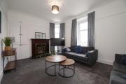 Carnoustie Residence - SJA Stays - 3 Bed Apartment