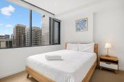 2BR Near Southern Cross Station and Skybus Stop