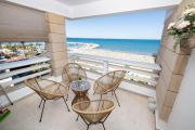 Lazuli Beachfront Sea View Ap144