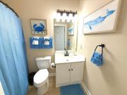Stay Salty-Newly Renovated-Barefoot Resort, 2 Pools, 2 miles to beach