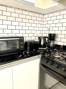 DPTO CÓMODO CON COCHERA ideal para parejas o familias