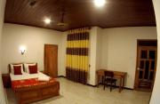 Bee Line Holiday Apartment