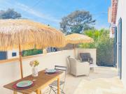 Beau 2 pièces emplacement n 1 proche de la mer