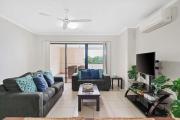 Stylish Apartment near Esplanade & City Centre