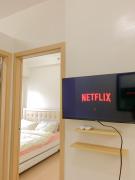 Oasis Suites Staycation