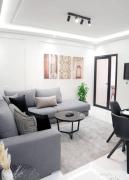 Luxury Retreat in Center, Near Beach & Comfort