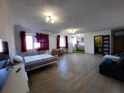 2 кімнатна Квартира біля білої бесідки