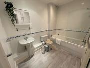 London Home in Trendy Hackney - Modern & Cozy