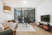 RARE FIND! Central Sydney - 2 BR & Parking