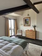 Cosy room in a stylish Villa