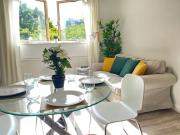 Tower Bridge City Haven King En-suite with Parking Tower Bridge City Haven King En-suite with Parking