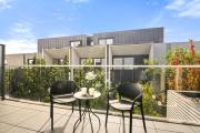 Bright 1BR Apartment Near Maribyrnong River
