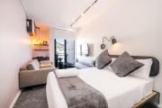 Flamingo 805 - Top Floor Sea Point Studio Near Beach with Daily Housekeeping