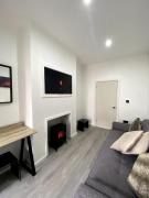 Cardiff City Studio Sleeps 4 Cardiff City Studio Sleeps 4