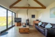 Heddwch - Beach House in Heart of Broad Haven for 14