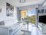 Apartment Le Clos Sainte Anne-2 by Interhome