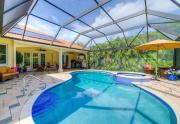 Villa Country Club Residence - Stylish 4 BR Home