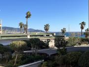 T3 pieds dans leau avec parking au Lavandou - FR-1-308-204