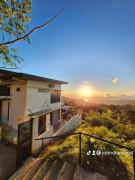 The Hillside Villa Tagaytay