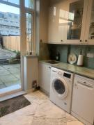 Charming 3Bd Home in West London