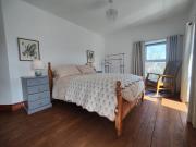 Rustic Pub Stay - 20 minutes from Killarney!