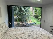 South London - Luxury Urban Cabin Retreat South London - Luxury Urban Cabin Retreat