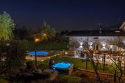 k10 Luxury House, Pool, Jacuzzi, Gym, Sauna, Private garden