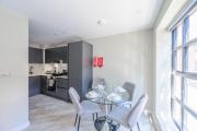 Central Birmingham Beautiful 2 Bedroom Apartment Central Birmingham Beautiful 2 Bedroom Apartment