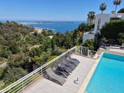 Cannes Super Cannes Golfe-Juan - Vue mer exceptionnelle méditerranée Cap dAntibes- Villa Alamp - 4 à 6 chambres 6 sdb 7 wc - piscine - Superbe rooftop sans vis-à-vis - grand living - Possibilité Courts séjours -