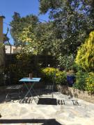 Bastidon provençal dans domaine naturiste