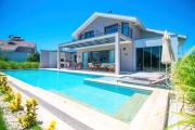 Plaja Yakın Lüks Villa