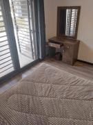 شقة فندقية بحديقة خاصة رائعة