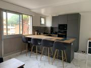 Beau T2 à Hyères avec Parking - FR-1-335-206