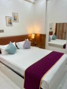 Private Luxury 1 BHK with AC and 2 bath at Brookfield