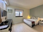 Estúdio QI Ibirapuera cozinha compacta e limpeza diária UH2011