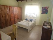 Suite Georgiana - Ensuite Double Bedroom, Cardiff Hall, Runaway Bay, One Mile to Beaches, 1 Hour From Montego Bay Airport