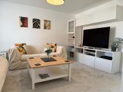 Strikingly Stylish Exeter Retreat - Modern 3-Bed