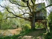 Cabane perchée - lac privé, spa & nature