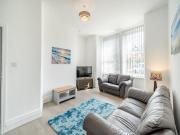 One - Uk43696 One - Uk43696