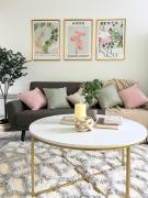 Artistic 2 bed flat in Bolton City Centre