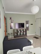 Apt near Expo and Center