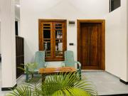 Arugambay Alice Rest