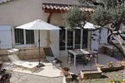 Villa GALEJADE in a quiet location with garden - On the heights of Toulon